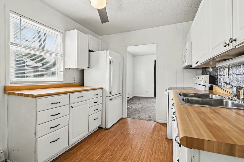 1733 Sycamore Street Niles Township MI 49120