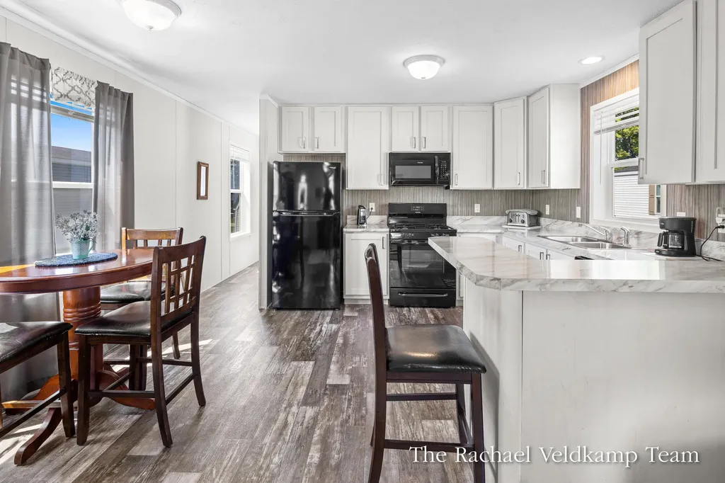 6925 Vinewood Avenue NE Plainfield Charter Township MI 49306