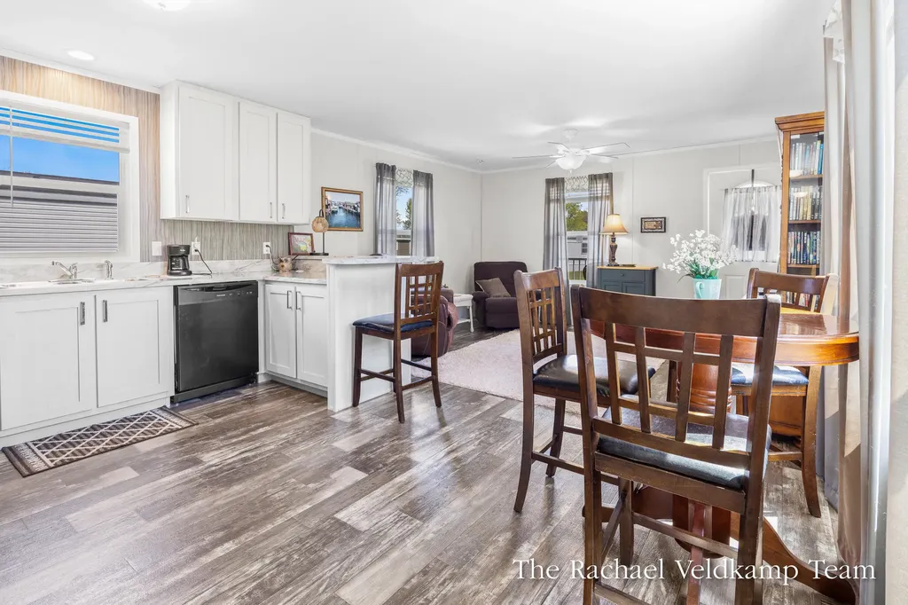 6925 Vinewood Avenue NE Plainfield Charter Township MI 49306