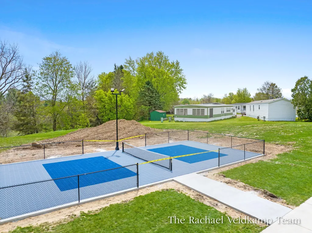 6925 Vinewood Avenue NE Plainfield Charter Township MI 49306