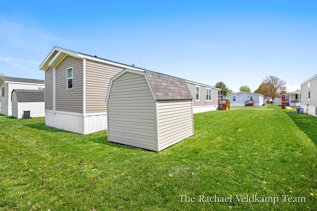6925 Vinewood Avenue NE Plainfield Charter Township MI 49306