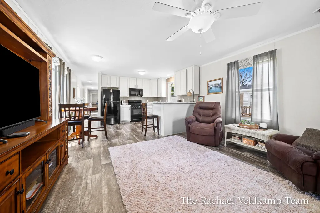 6925 Vinewood Avenue NE Plainfield Charter Township MI 49306