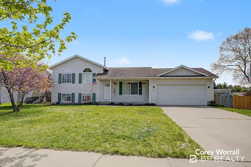 428 Sunbrook Street SE Gaines Charter Township MI 49508