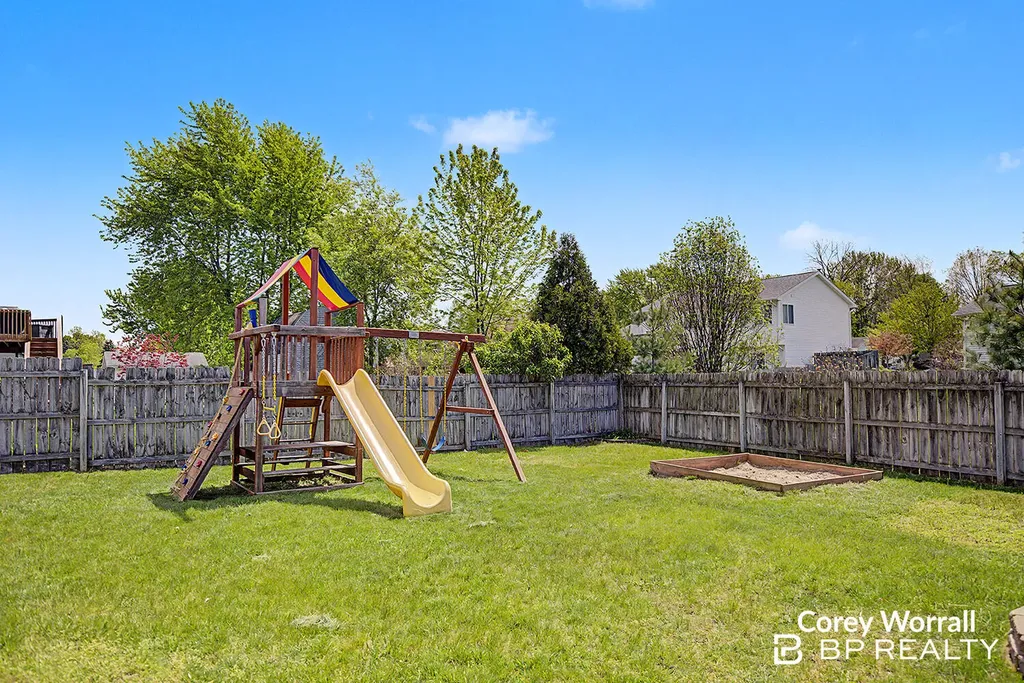 428 Sunbrook Street SE Gaines Charter Township MI 49508