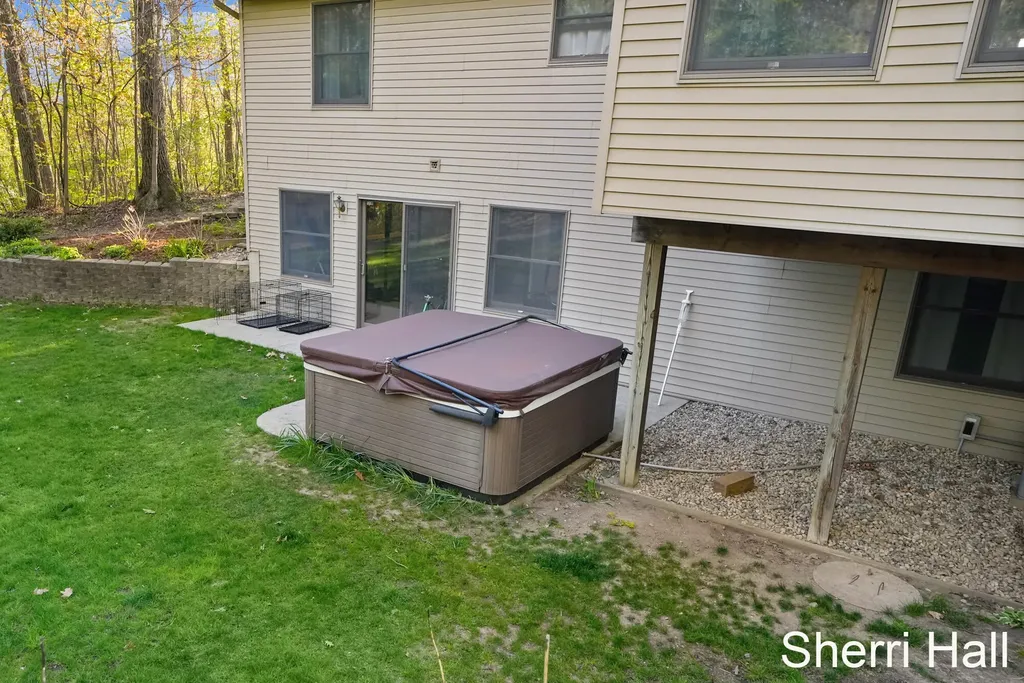 7861 S West County Line Road Eureka Township MI 48838