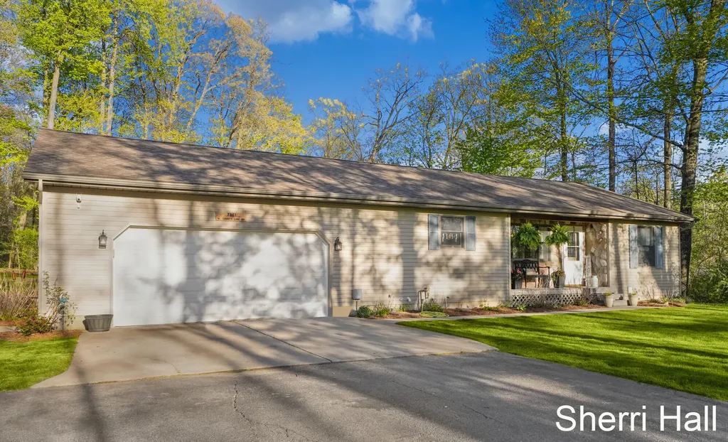 7861 S West County Line Road Eureka Township MI 48838