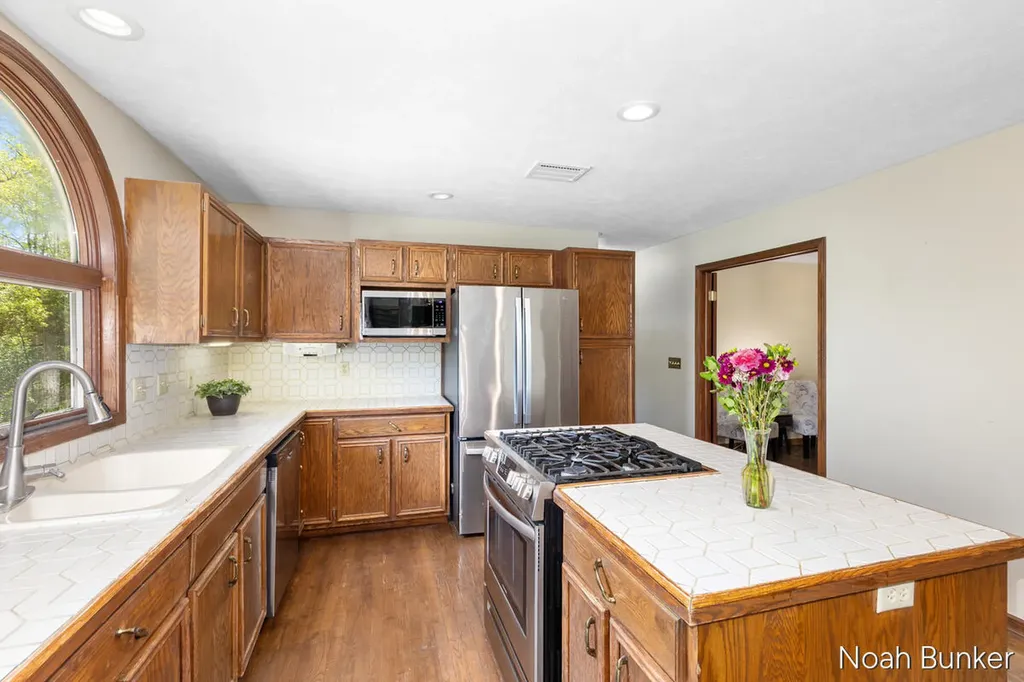 4689 8th Street Leighton Township MI 49316