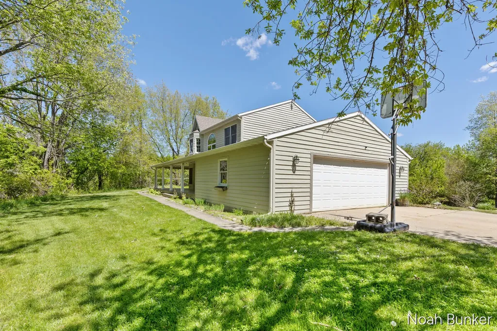 4689 8th Street Leighton Township MI 49316