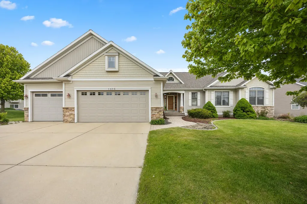 1815 Planters Row Drive SW Byron Township MI 49315