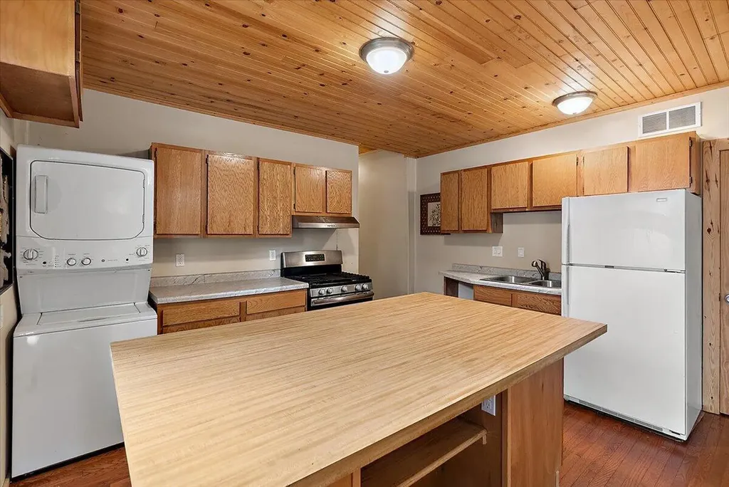 926 Osborne Street Kalamazoo City MI 49001