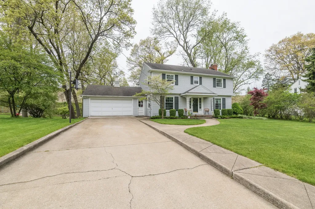 1738 Greenbriar Drive Portage City MI 49024
