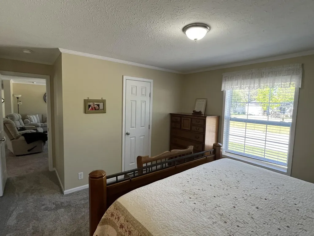 5300 Sparrow Drive NE Plainfield Charter Township MI 49306