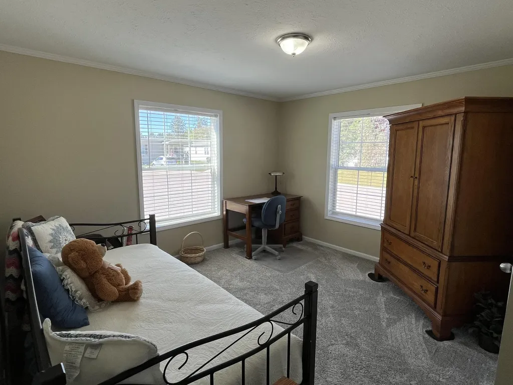 5300 Sparrow Drive NE Plainfield Charter Township MI 49306
