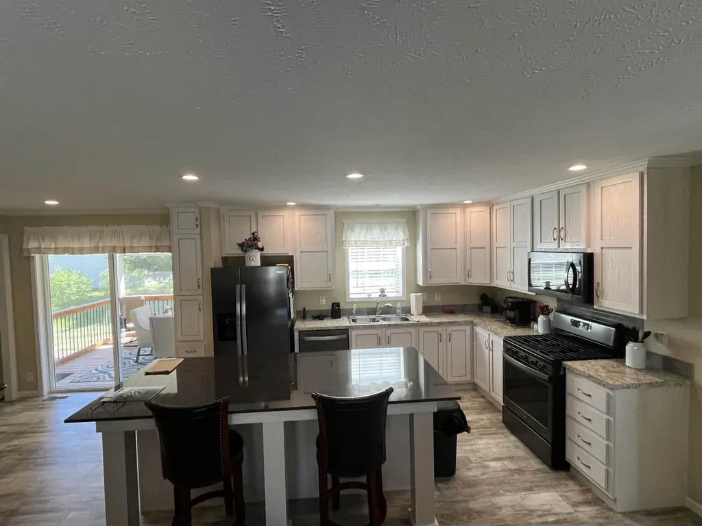 5300 Sparrow Drive NE Plainfield Charter Township MI 49306