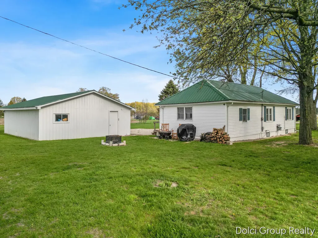 20690 Coolidge Road Green Charter Township MI 49307