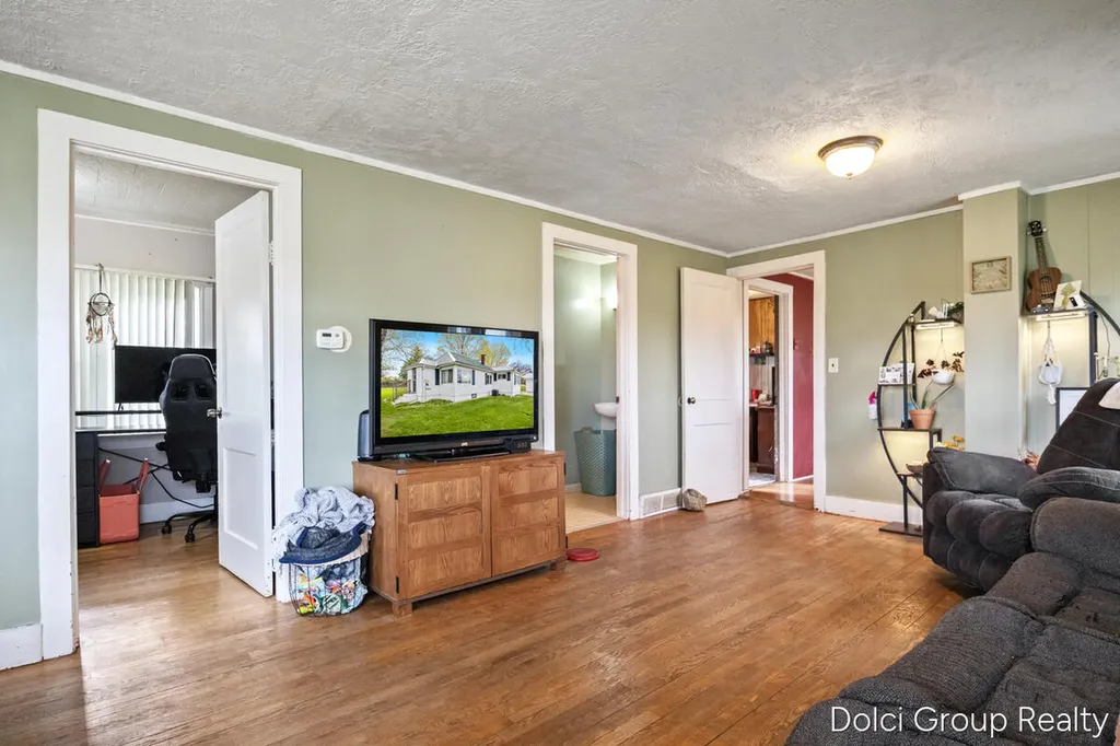 20690 Coolidge Road Green Charter Township MI 49307