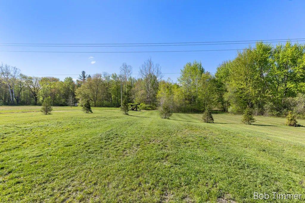 2812 142nd Avenue Salem Township MI 49323