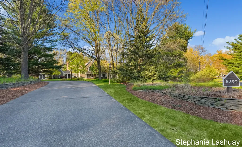 8250 Rum Creek Trail NE Cannon Township MI 49341
