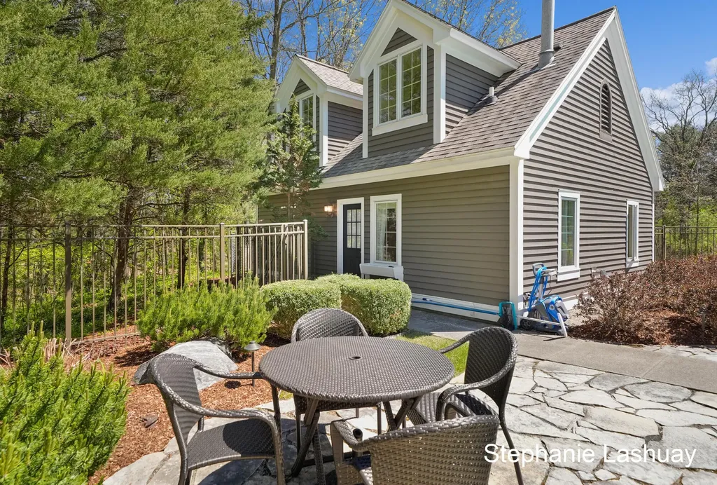 8250 Rum Creek Trail NE Cannon Township MI 49341