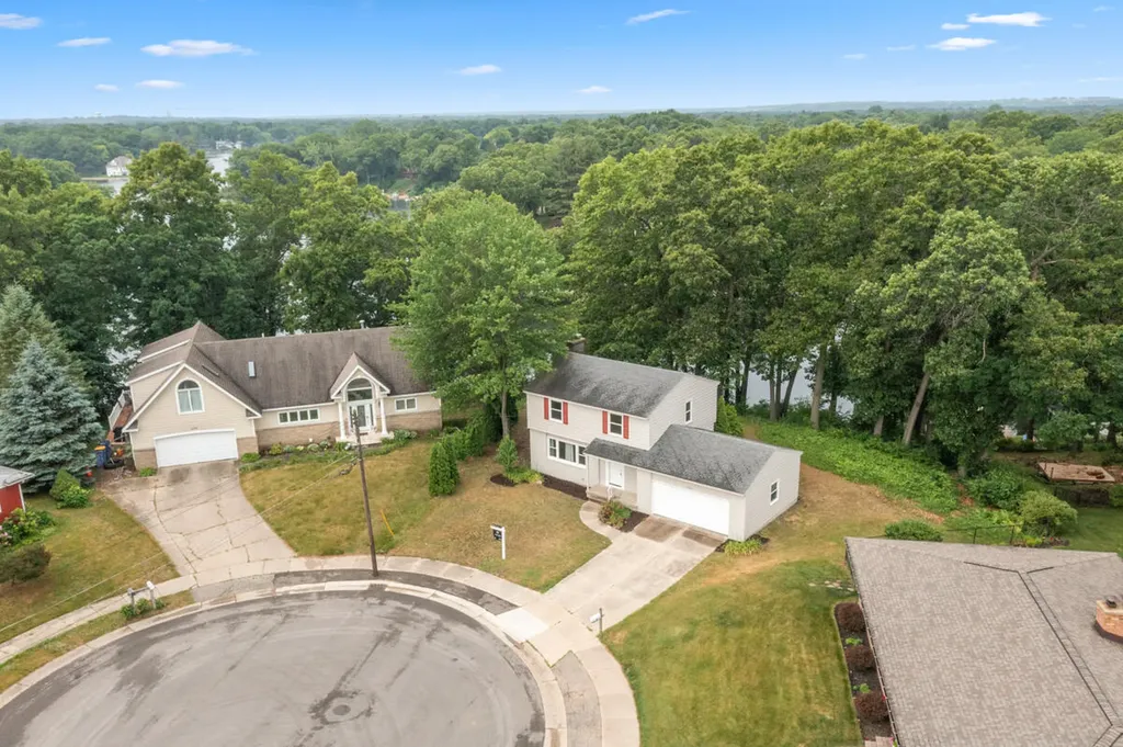 2647 Manitoba Court NE Plainfield Charter Township MI 49525