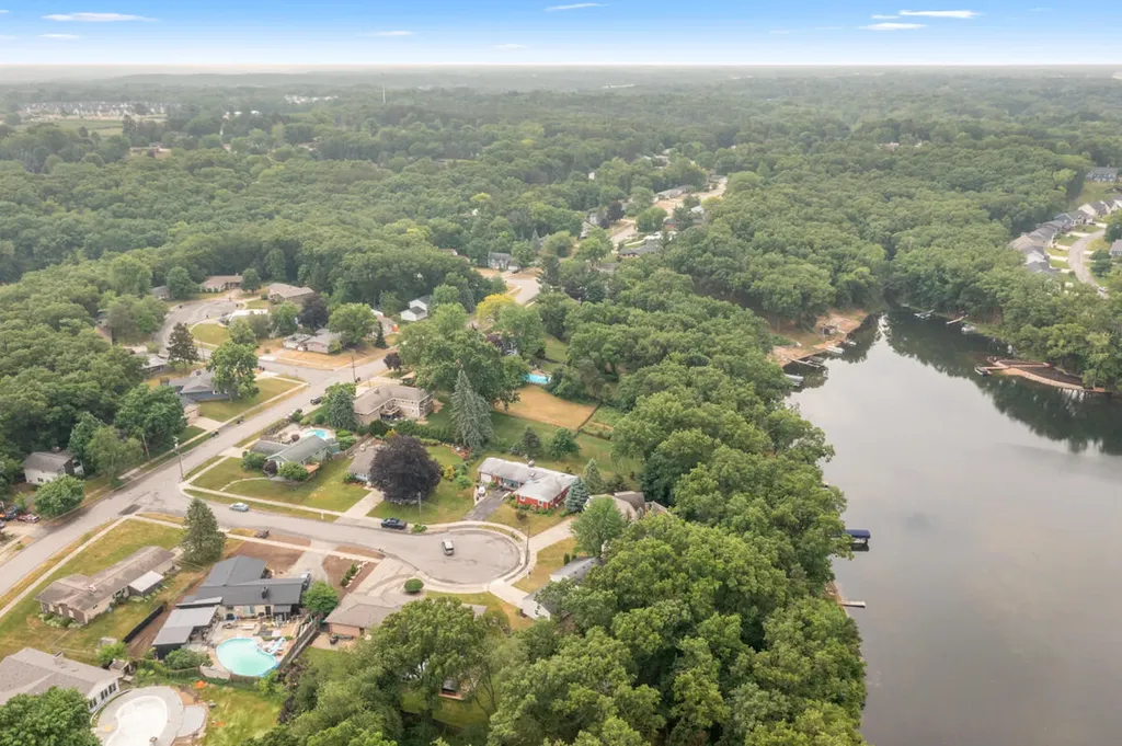 2647 Manitoba Court NE Plainfield Charter Township MI 49525