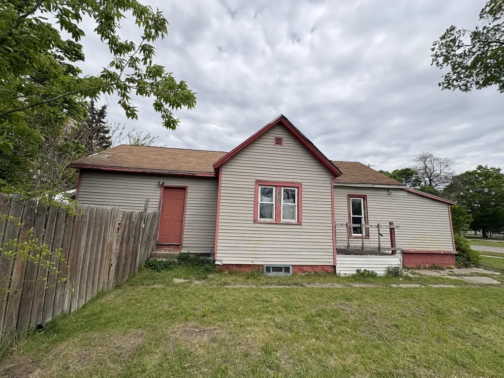 1053 Sheldon Avenue SE Grand Rapids City MI 49507