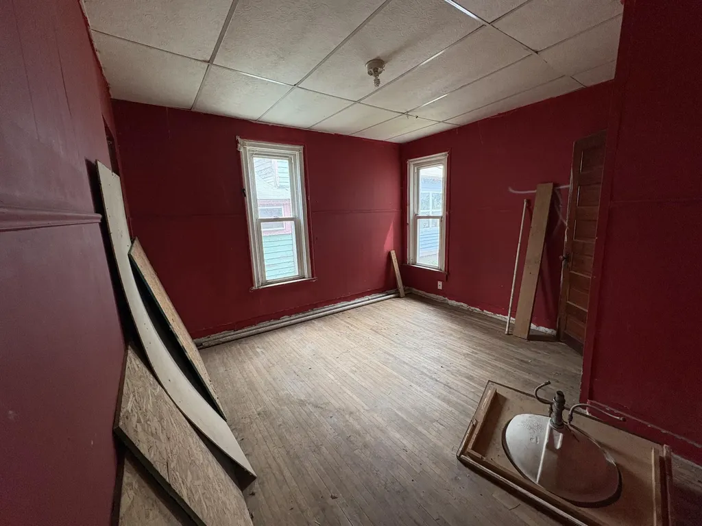1053 Sheldon Avenue SE Grand Rapids City MI 49507