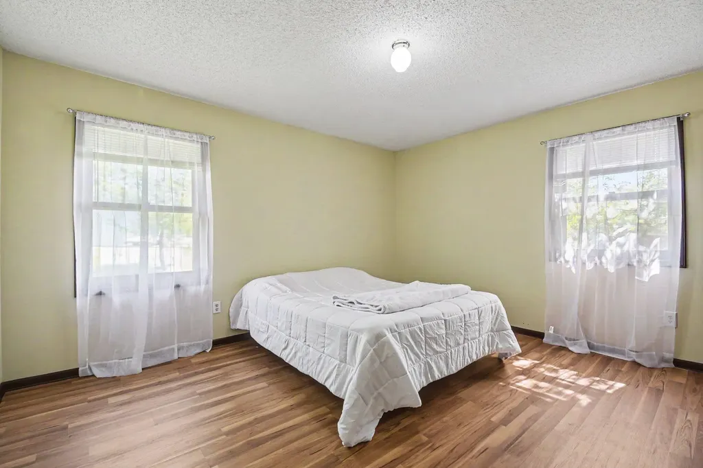 2670 Thorn Creek Street SE Kentwood City MI 49508