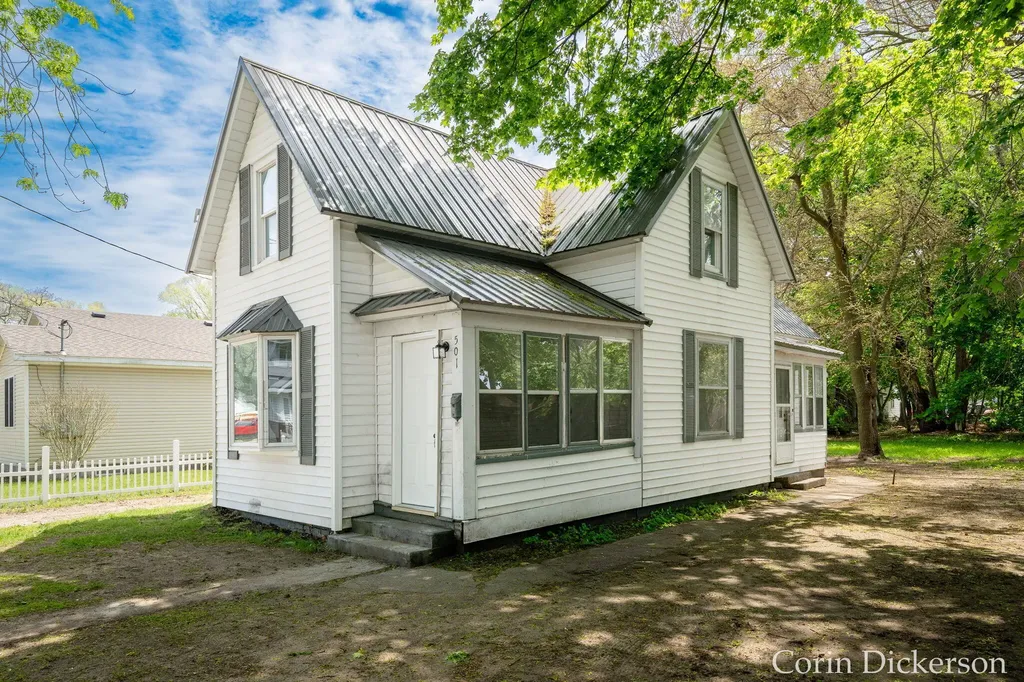 501 Oak Avenue Muskegon City MI 49442