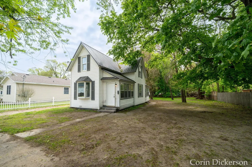 501 Oak Avenue Muskegon City MI 49442