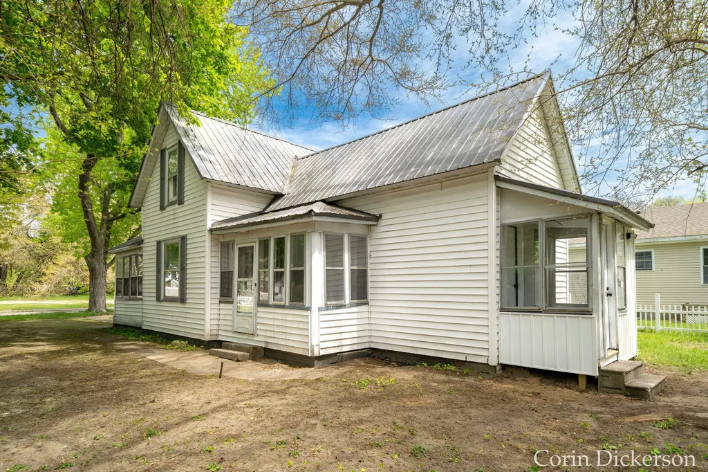 501 Oak Avenue Muskegon City MI 49442