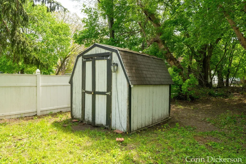 501 Oak Avenue Muskegon City MI 49442