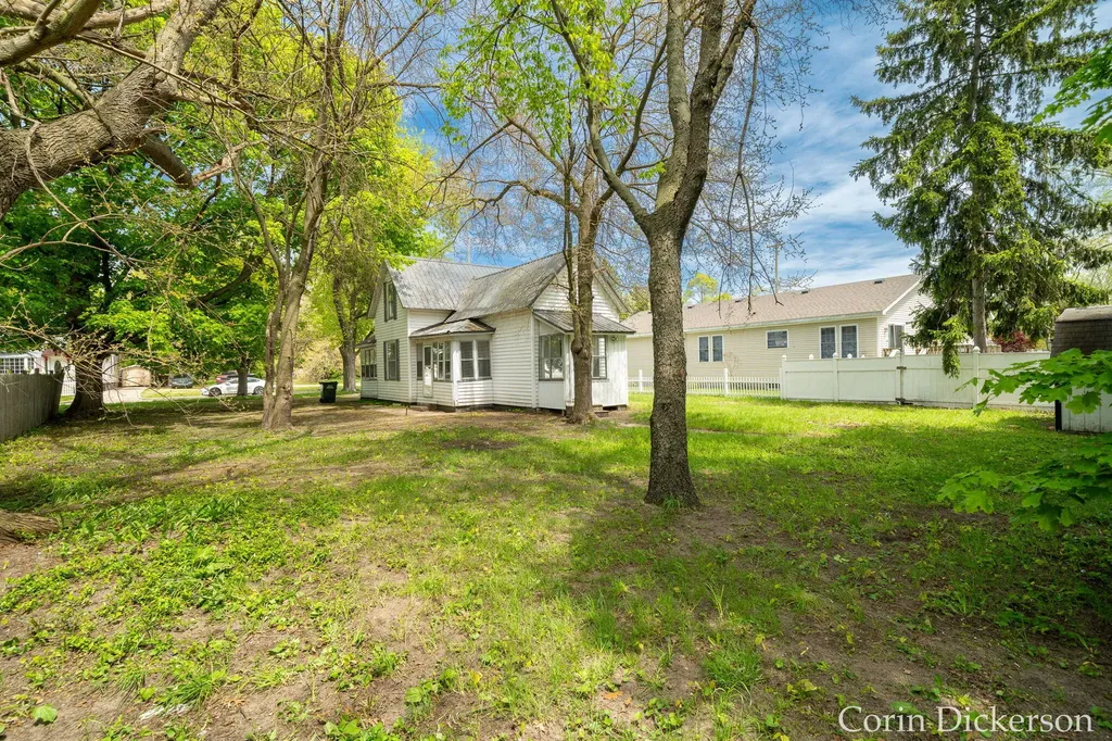 501 Oak Avenue Muskegon City MI 49442