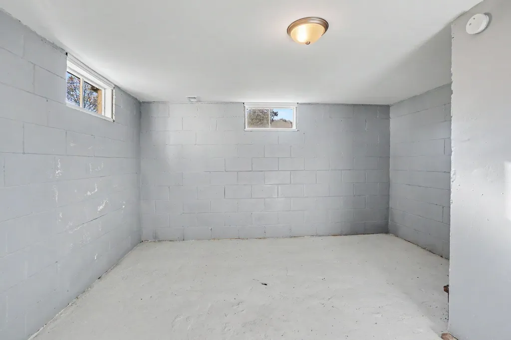 2452 54th Street Manlius Township MI 49408