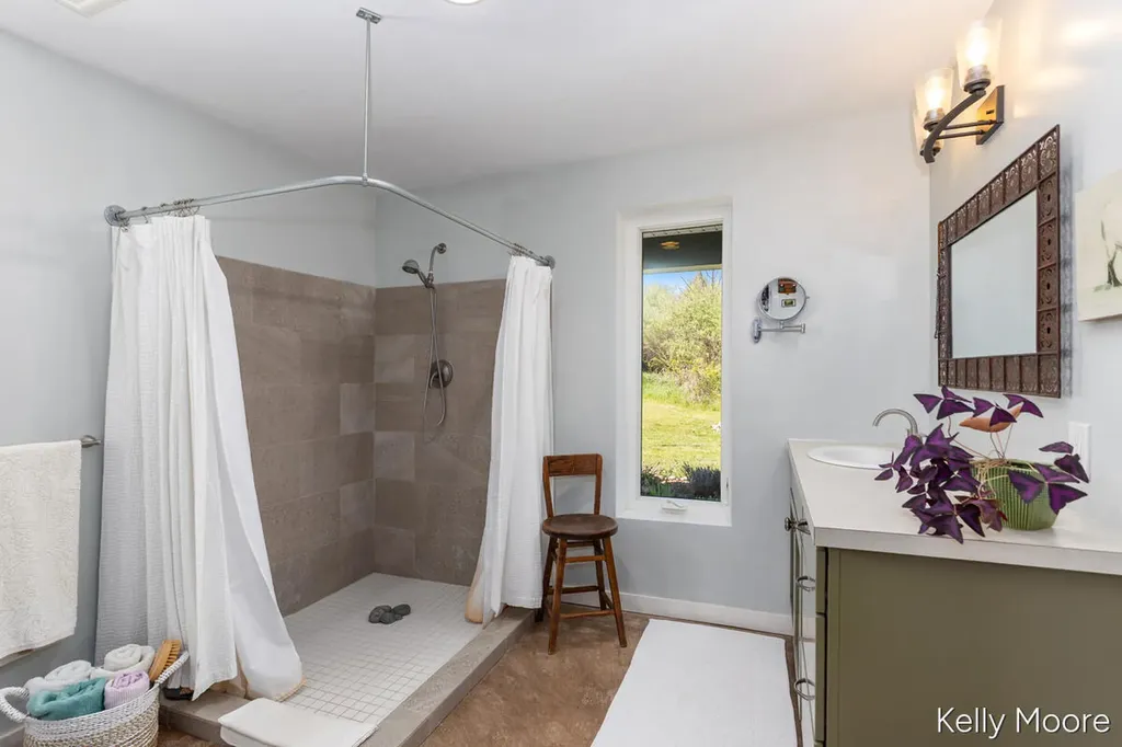 11117 W Snows Lake Road Eureka Township MI 48838