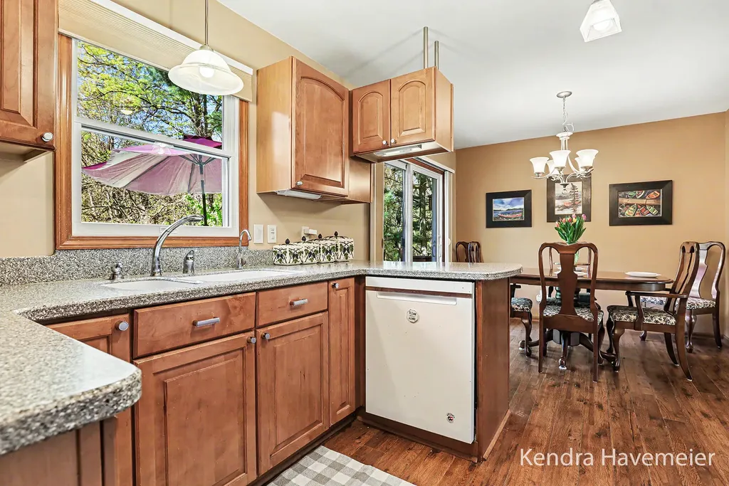 8261 Bush Drive NE Cannon Township MI 49341