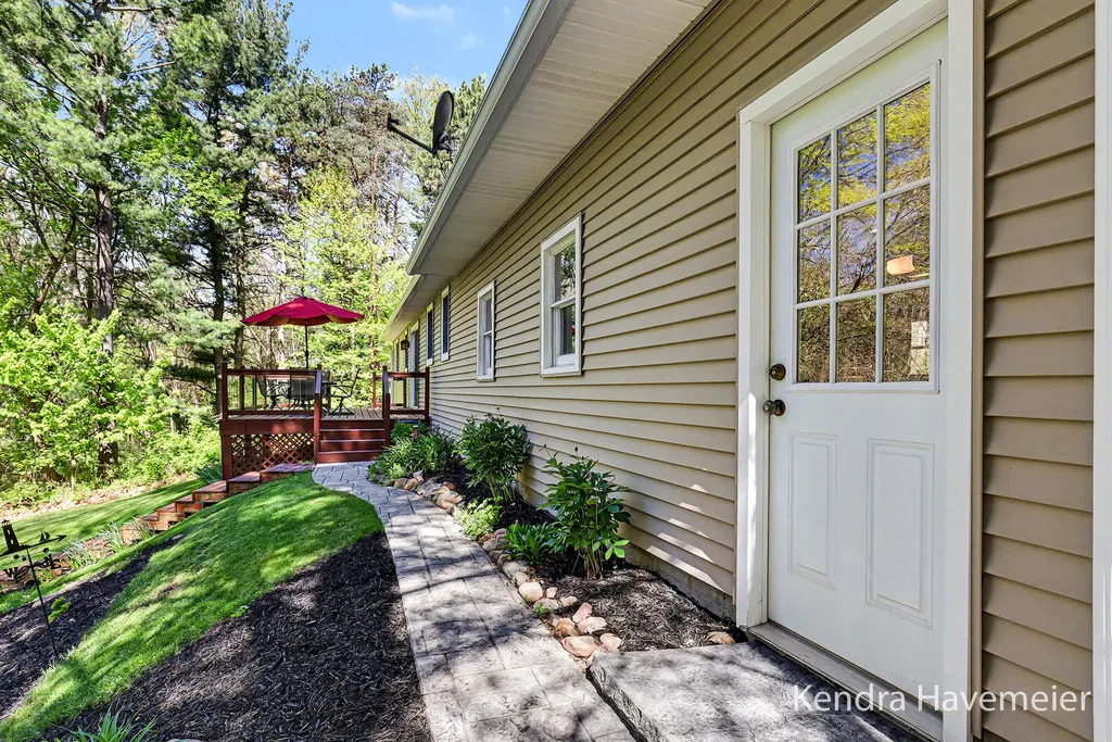 8261 Bush Drive NE Cannon Township MI 49341