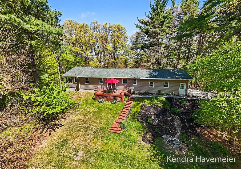 8261 Bush Drive NE Cannon Township MI 49341
