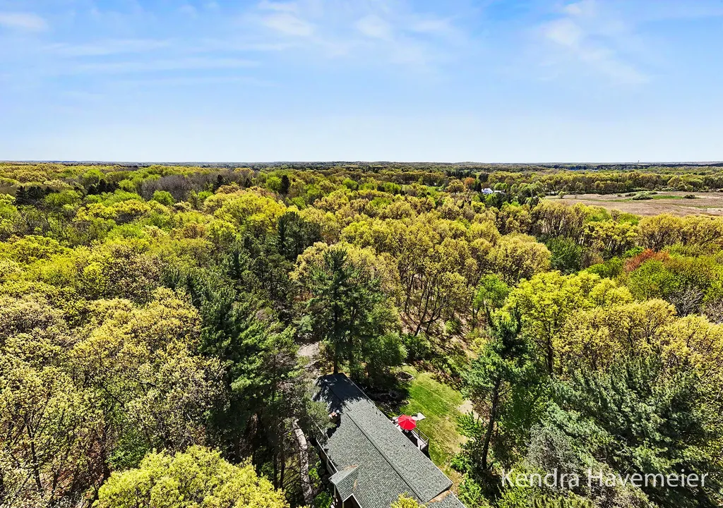 8261 Bush Drive NE Cannon Township MI 49341