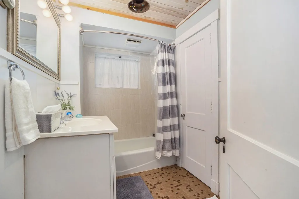 2013 N Scenic Drive Laketon Township MI 49445