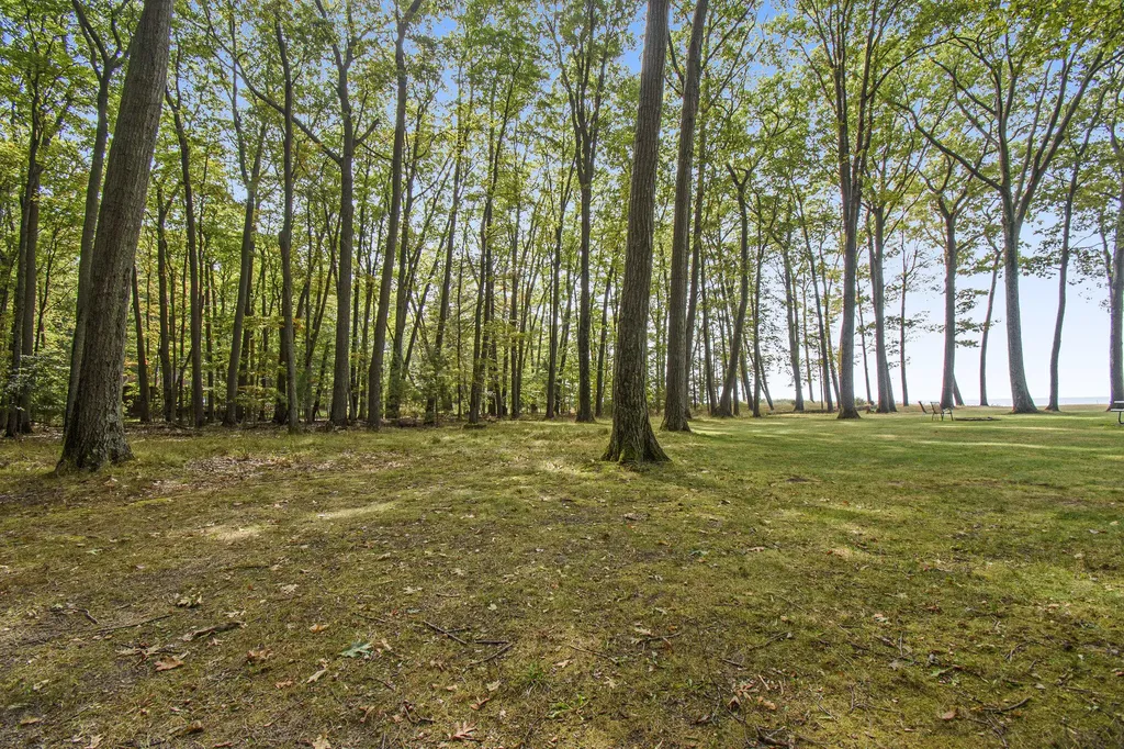 2013 N Scenic Drive Laketon Township MI 49445
