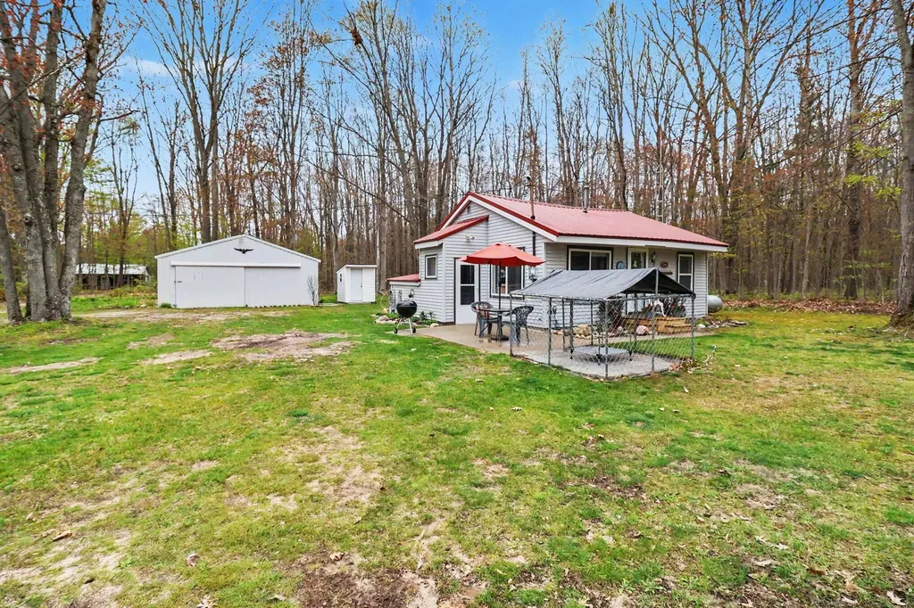 5354 E Bennett Road Meade Township MI 49411