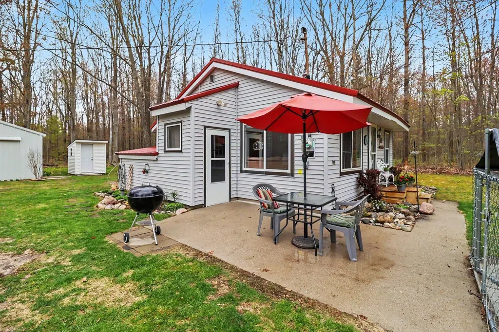 5354 E Bennett Road Meade Township MI 49411