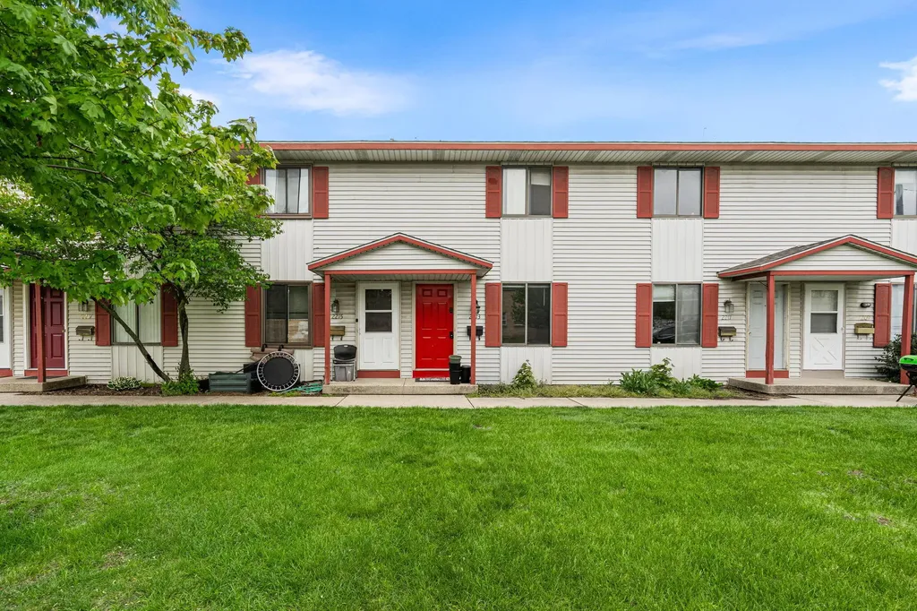 2213 Newark Avenue SE Grand Rapids City MI 49507