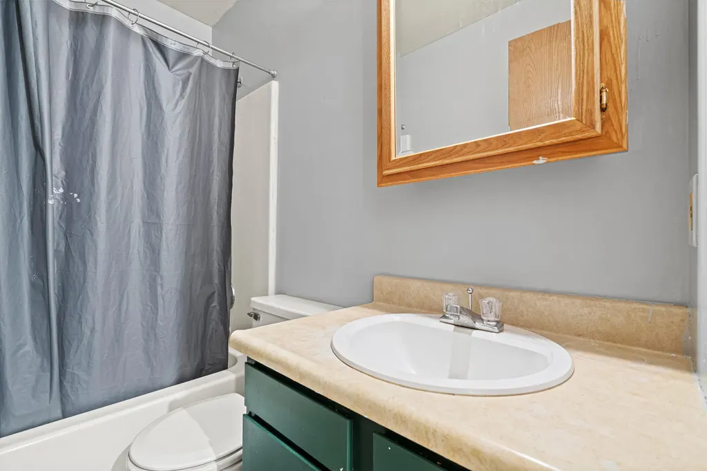2213 Newark Avenue SE Grand Rapids City MI 49507