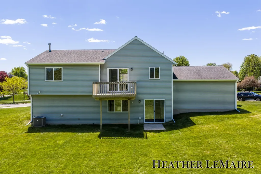 2070 Shiloh Point Drive SE Kentwood City MI 49546