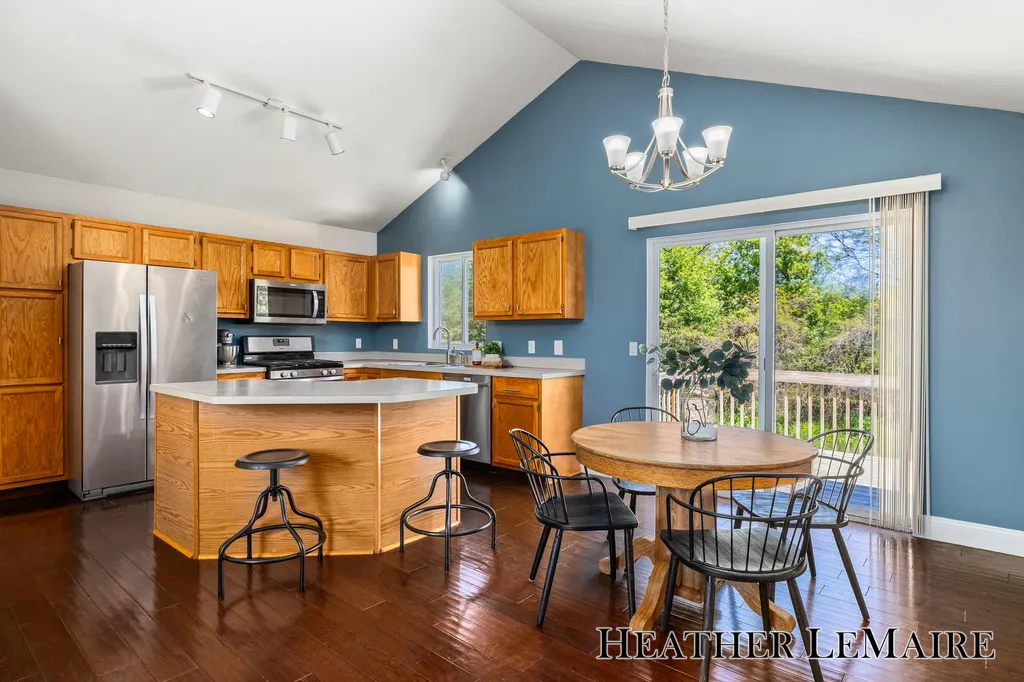 2070 Shiloh Point Drive SE Kentwood City MI 49546