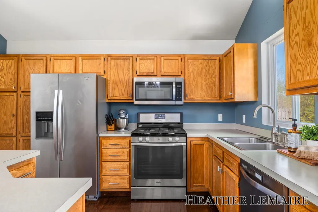 2070 Shiloh Point Drive SE Kentwood City MI 49546