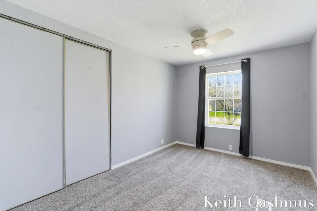 1274 Oaklea Street Muskegon Charter Township MI 49442
