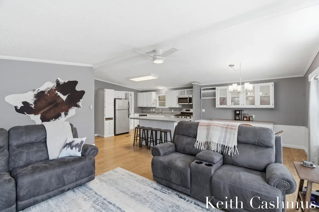 1274 Oaklea Street Muskegon Charter Township MI 49442